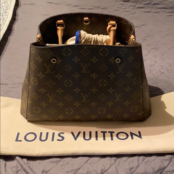 Louis Vuitton Handbags - Louis Vuitton Montaigne MM
